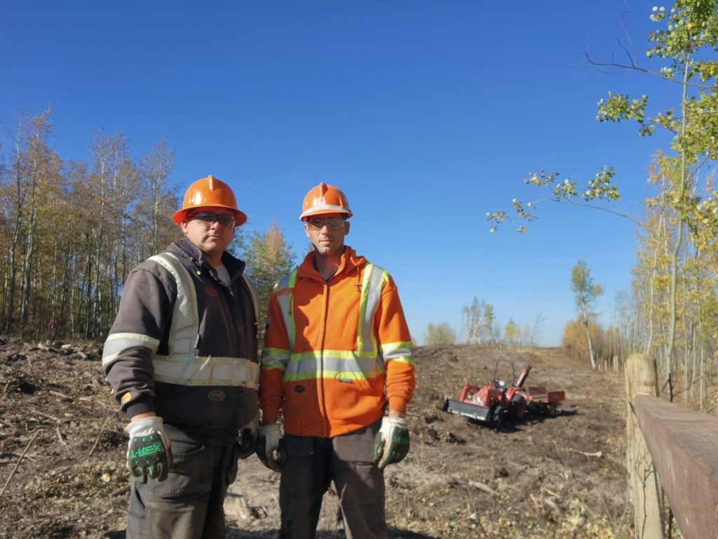 intimefencing workers